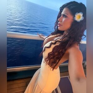 Meet your Posher, Joe ida